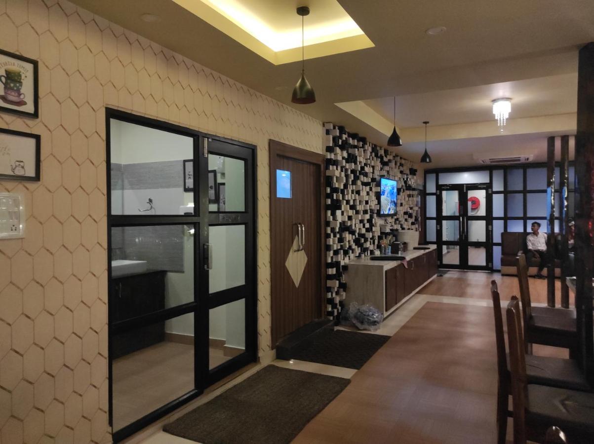 Hotel Paradise - Biswanath Chariali Bishnath Exterior photo