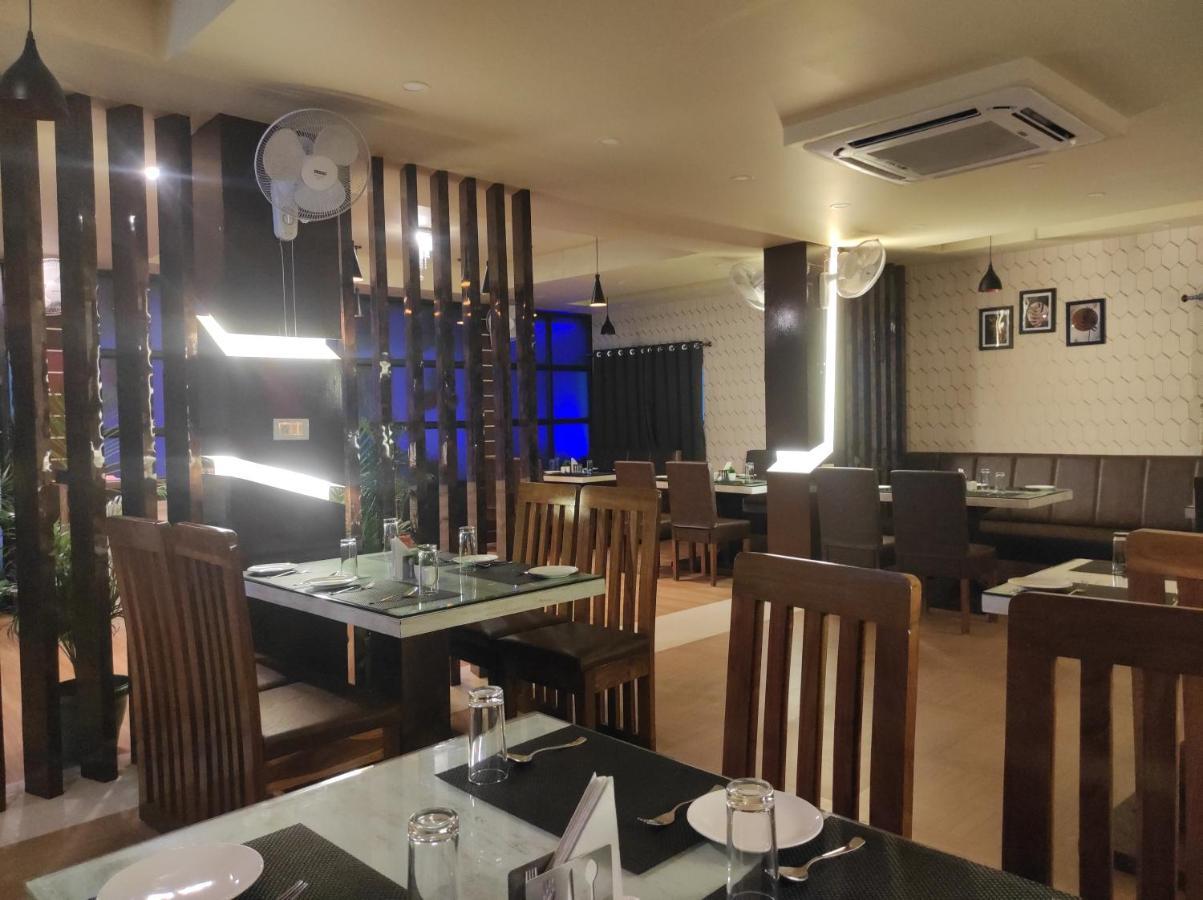 Hotel Paradise - Biswanath Chariali Bishnath Exterior photo